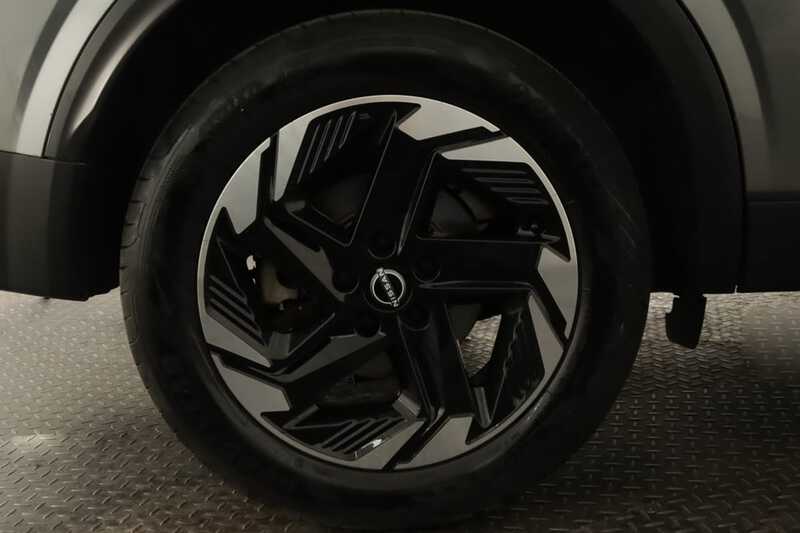 NISSAN Qashqai Qashqai 1.3 DIG-T Advance — photo 5