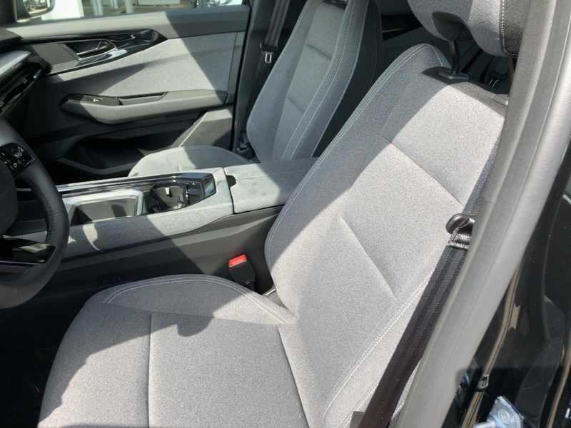 Fahrzeugabbildung Austral Evolution Mild Hybrid 160 Automatik Bild 8 von 13