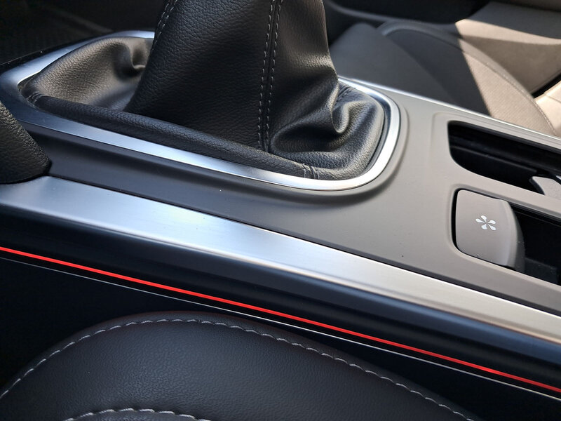 Fahrzeugabbildung Megane PDC SHZ Navi Bild 18 von 19