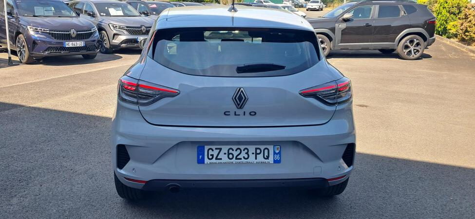 Renault Clio V