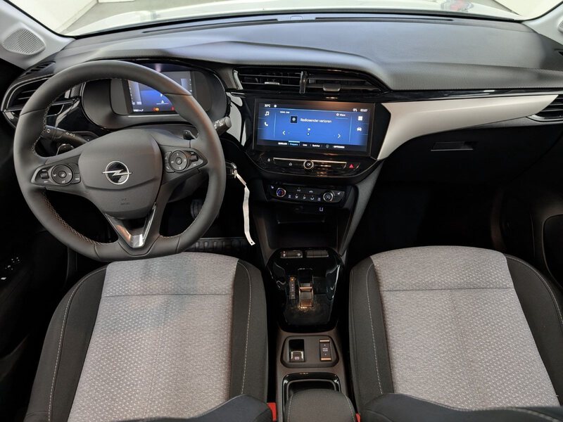 Fahrzeugabbildung Corsa 1.2 Turbo GS Automatik Kamera Klima Bild 12 von 32