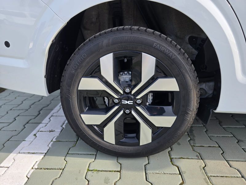 DACIA Logan 2025 — imagine 32