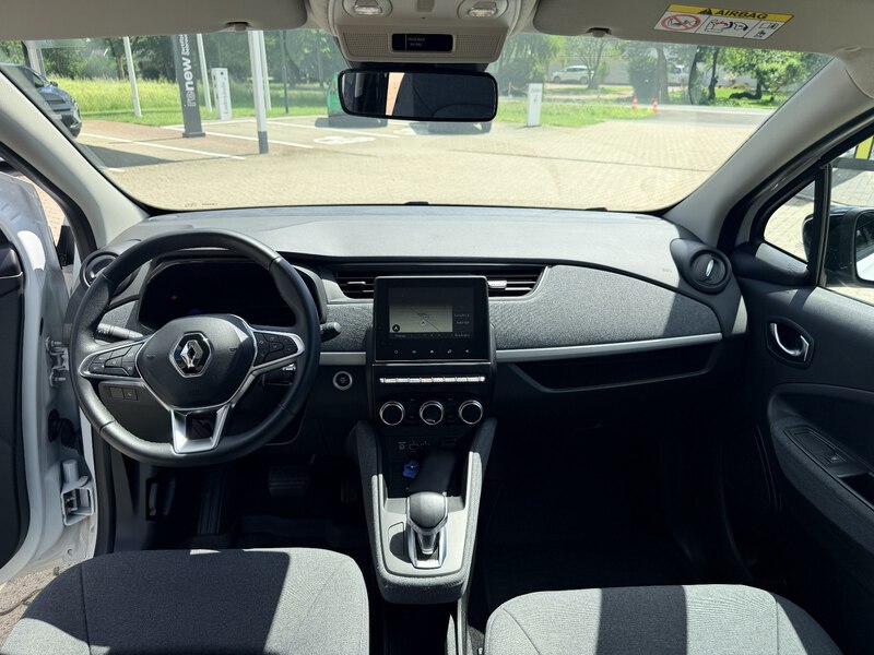Fahrzeugabbildung Zoe E-Tech 100% el. ZO Bild 8 von 9