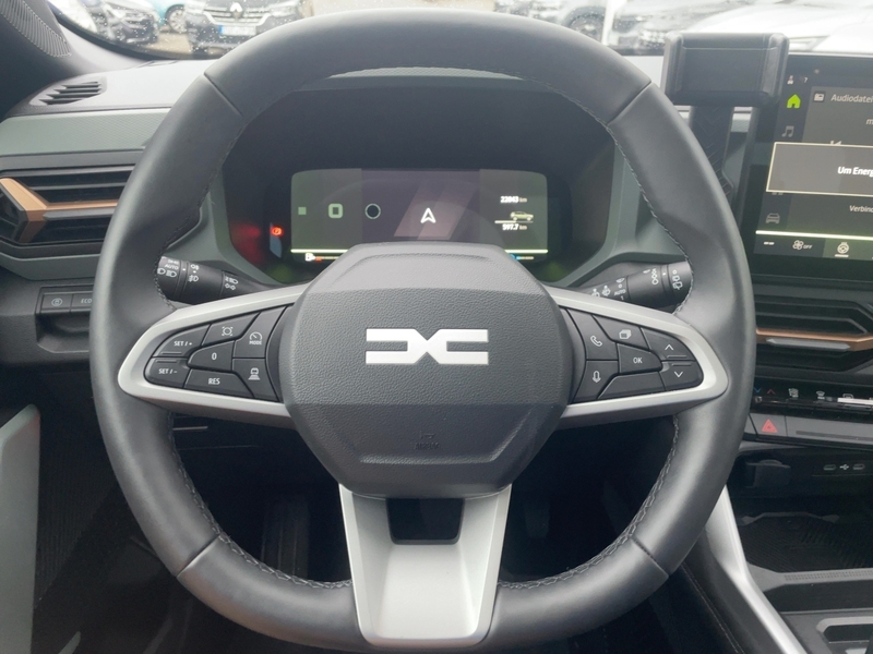 Fahrzeugabbildung Bigster 1.8 E-TECH Hybrid 155 Extreme Bild 9 von 15