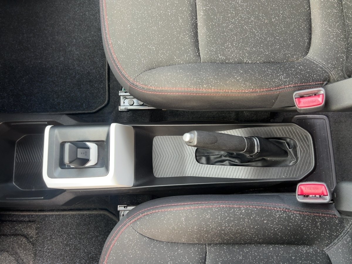 Dacia Spring – Bild 12