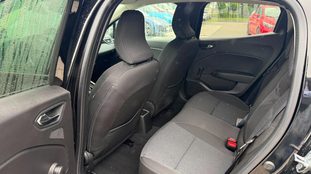 Renault Clio – Bild 9