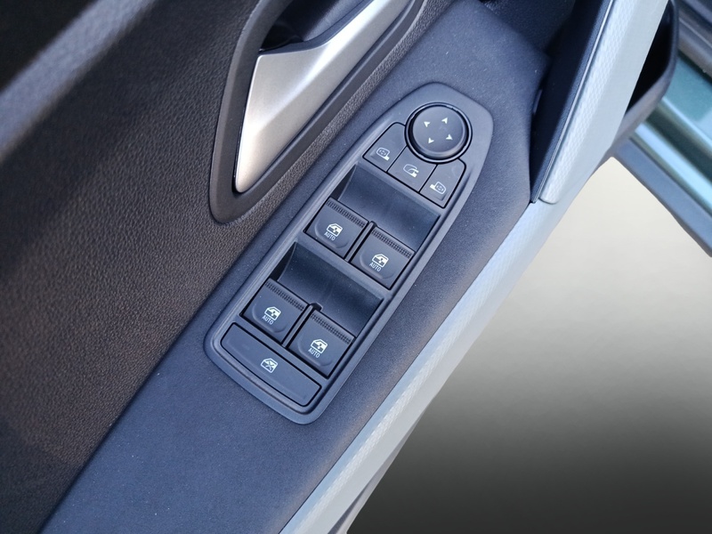 Fahrzeugabbildung Duster Extreme+ hybrid 155 Bild 14 von 17