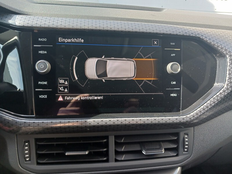 Fahrzeugabbildung T-Cross Style 1.0 TSI DSG Start&Stop *AUTOMATIK* Bild 21 von 30