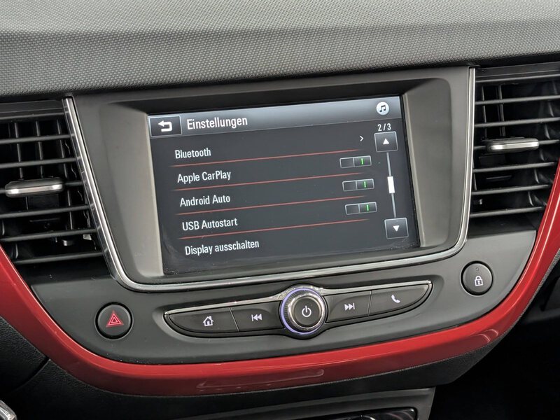 Fahrzeugabbildung Crossland 1.2 GS Line Kamera LED CarPlay Bild 24 von 37