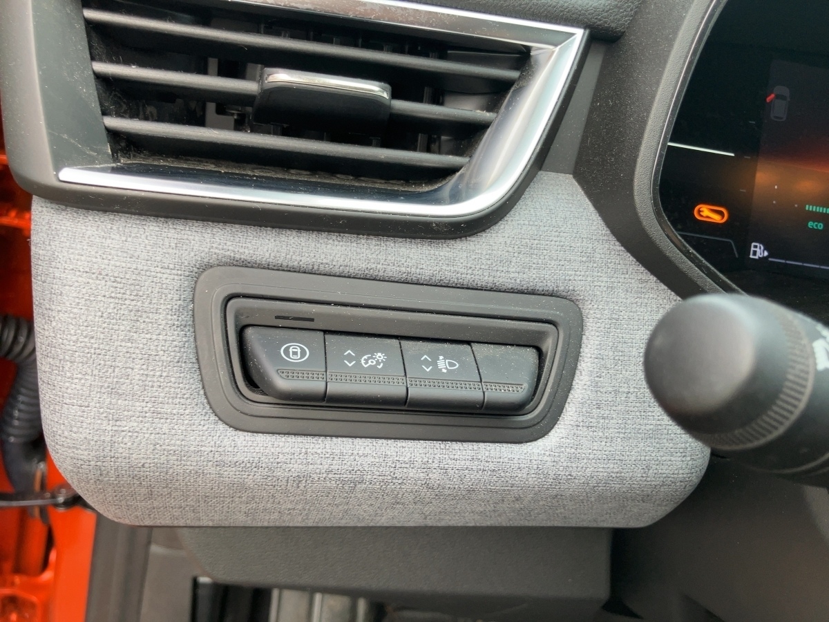 Renault Clio – Bild 18