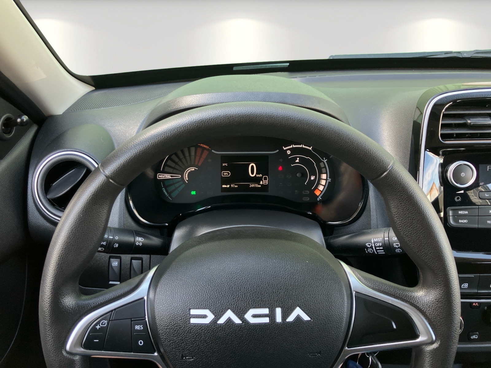 Dacia Spring – Bild 12