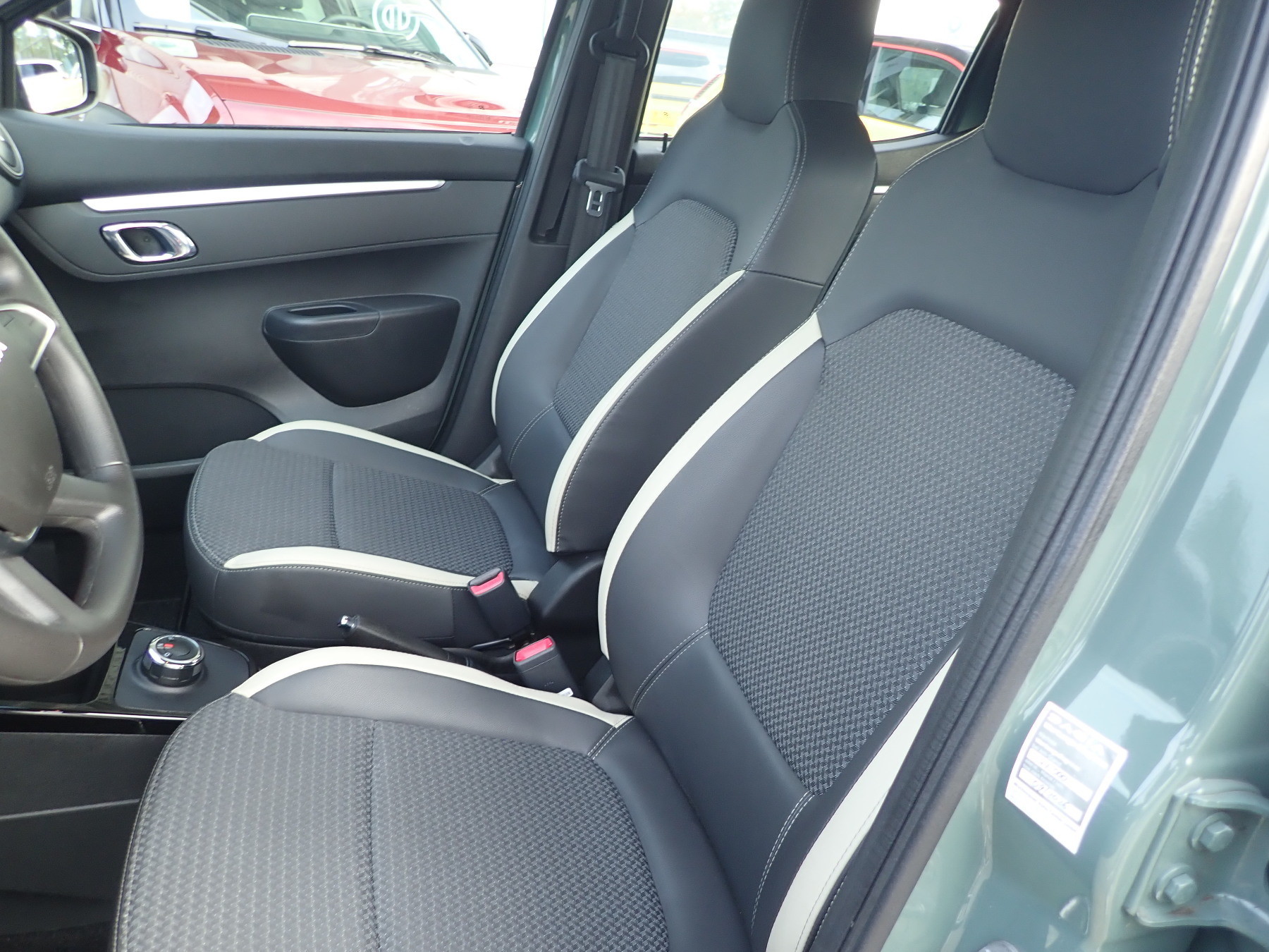 Dacia Spring – Bild 16
