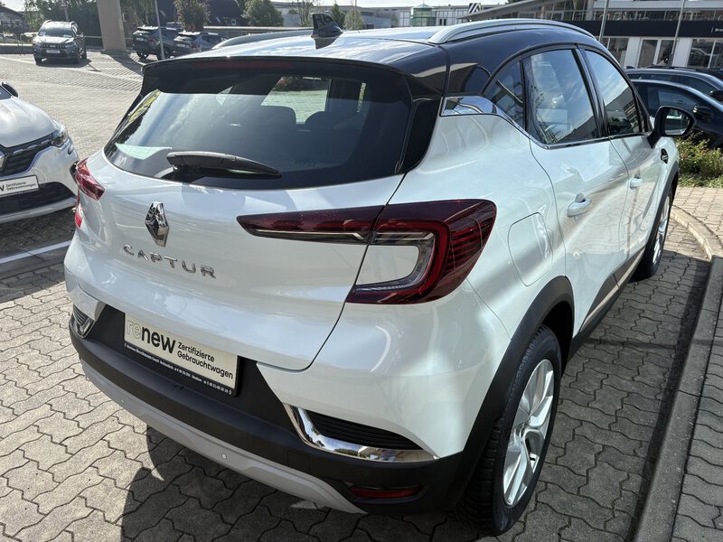 Fahrzeugabbildung Captur INTENS TCe 140 Bild 3 von 10