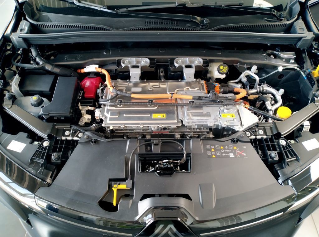 Renault Megane E-TECH – Bild 11