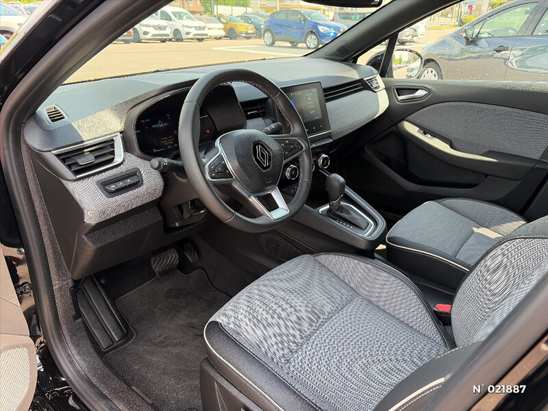 Renault Clio V
