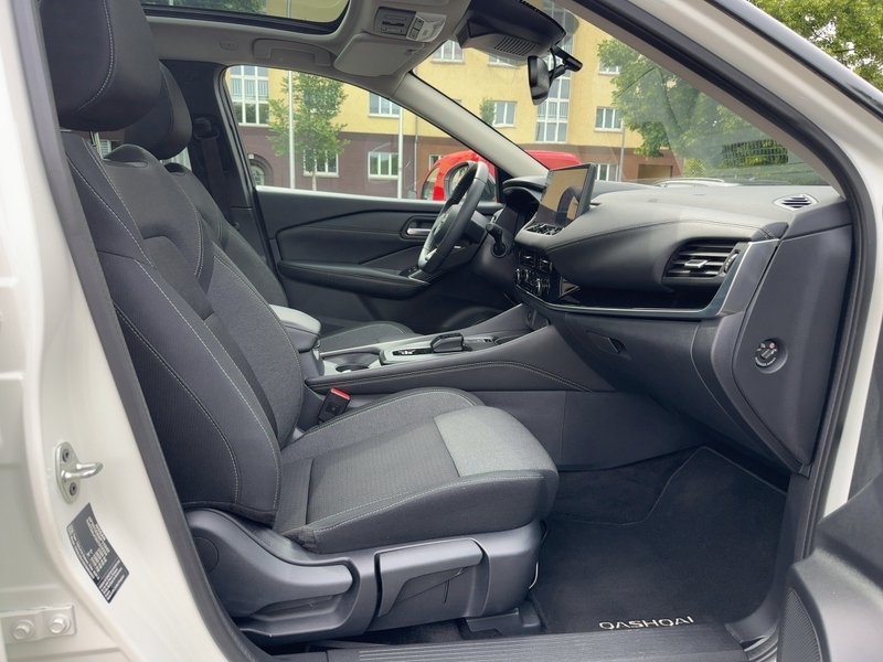 Fahrzeugabbildung Qashqai BLACK EDITION Bild 11 von 15