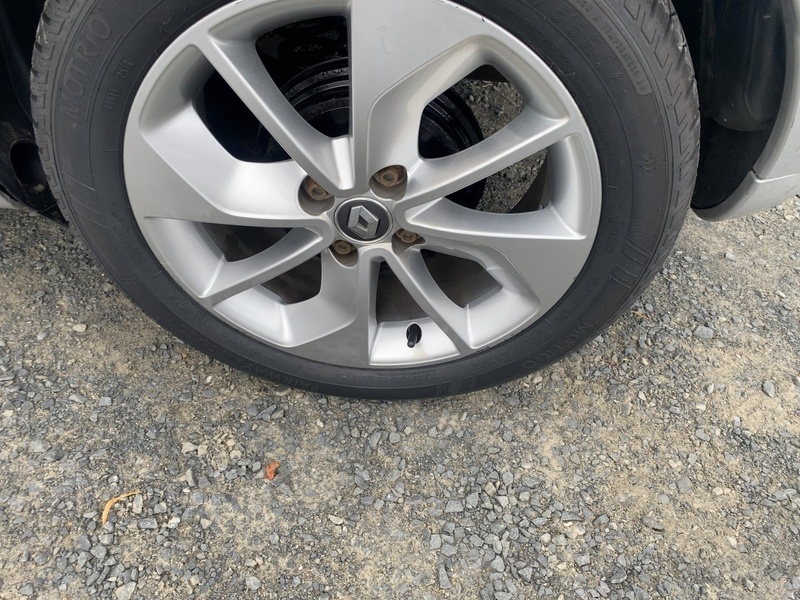 Fahrzeugabbildung Clio LIMITED ENERGY TCe 90 Bild 12 von 21