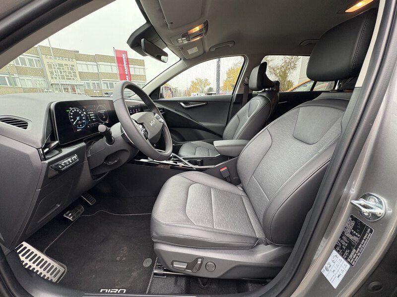 Fahrzeugabbildung Niro Spirit Plug-in-Hybrid  Bild 13 von 18