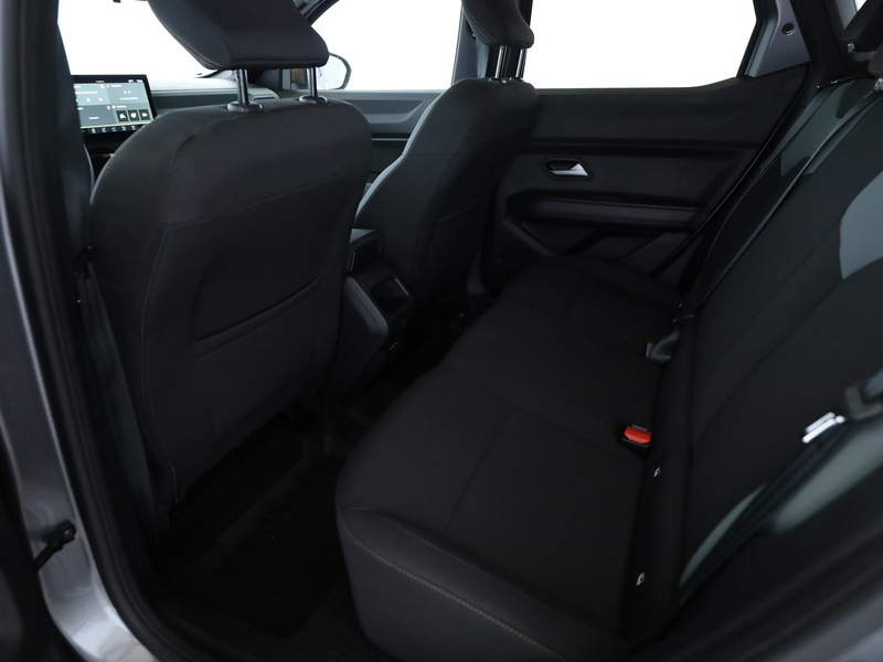 Fahrzeugabbildung Duster Apple CarPlay SHZ Bild 12 von 18