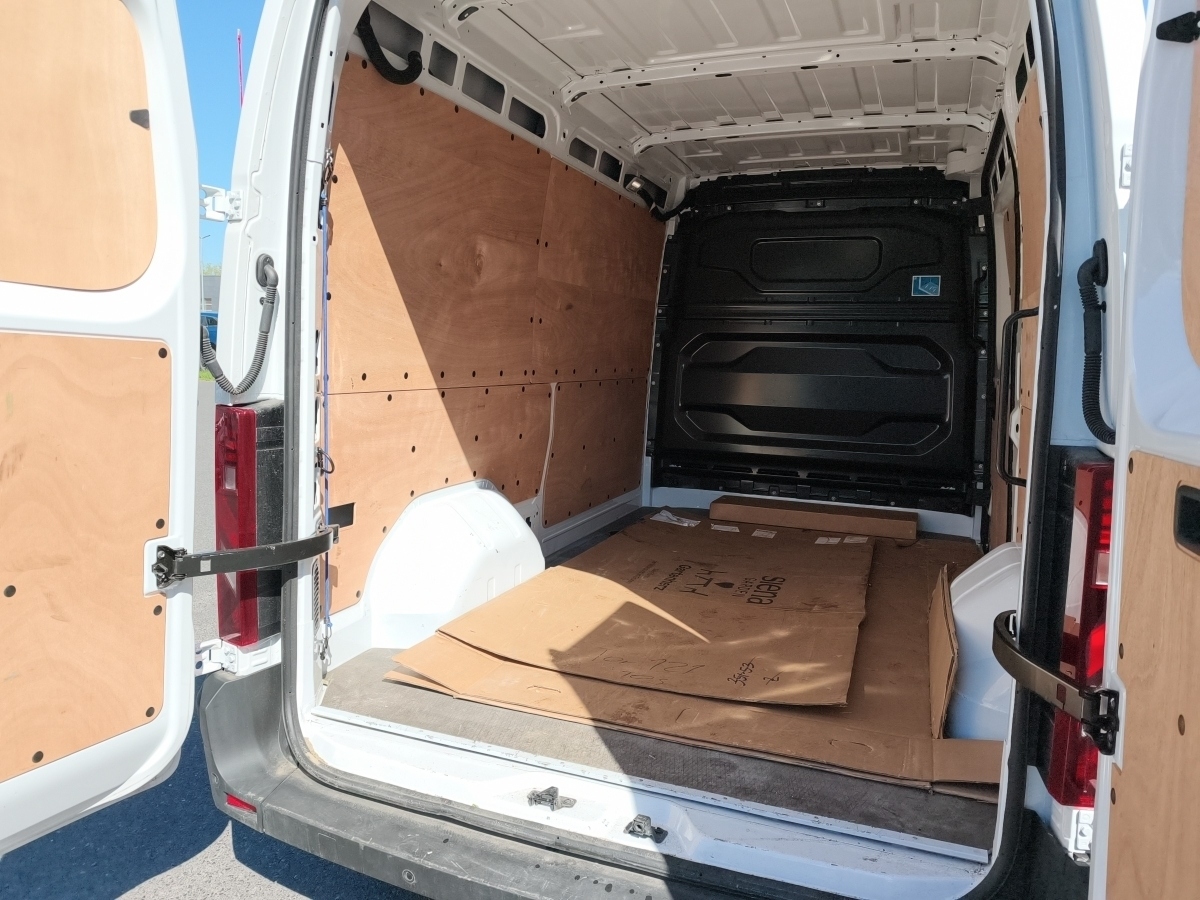 Renault Master – Bild 15