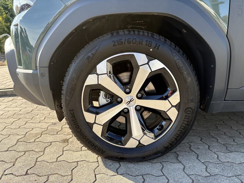 Fahrzeugabbildung Duster Journey HYBRID 140 Bild 10 von 10