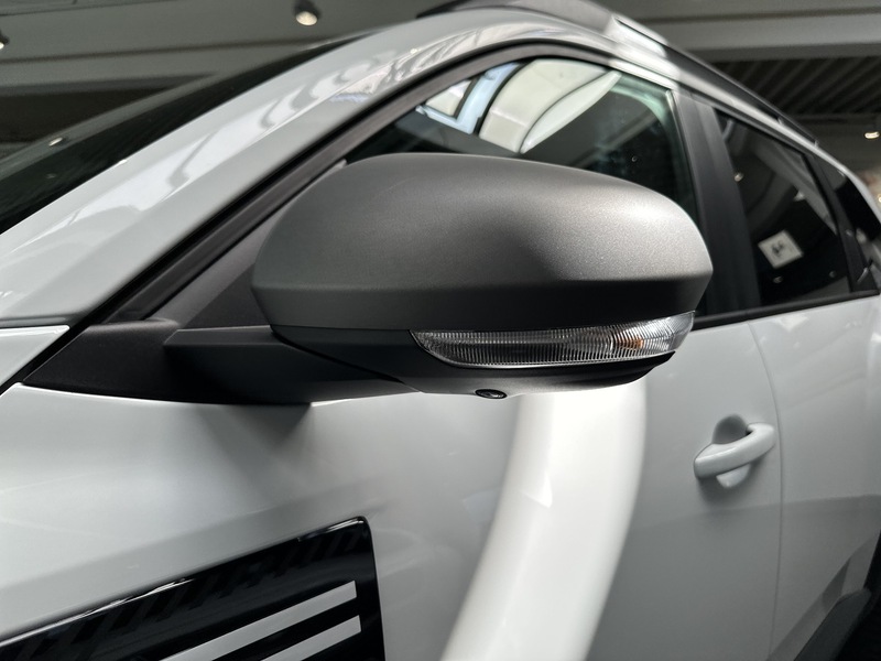 Fahrzeugabbildung Bigster Journey HYBRID 155 Bild 24 von 50