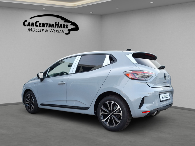 Fahrzeugabbildung Clio Techno TCe 90 Bild 2 von 12