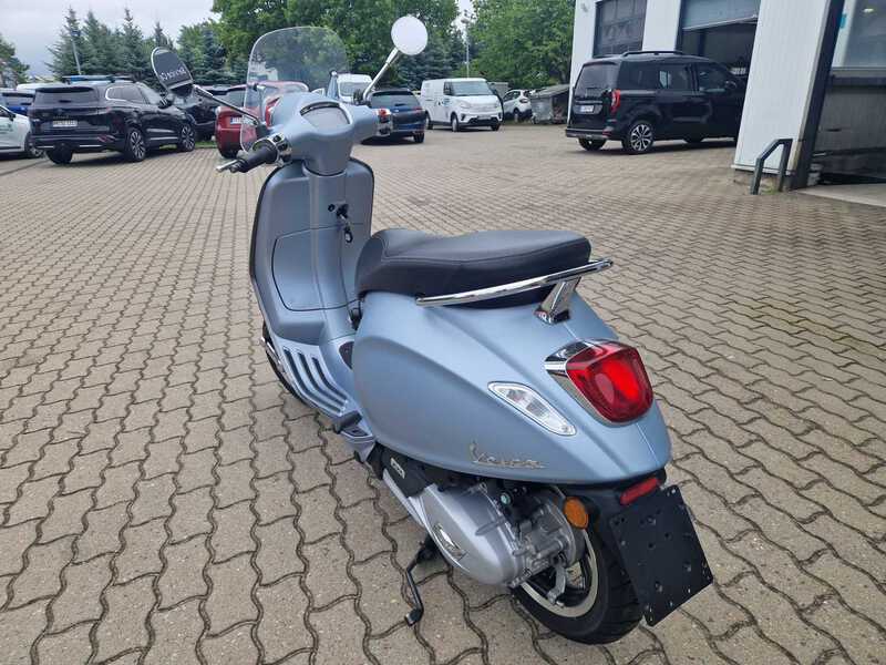 Vespa Primavera 125