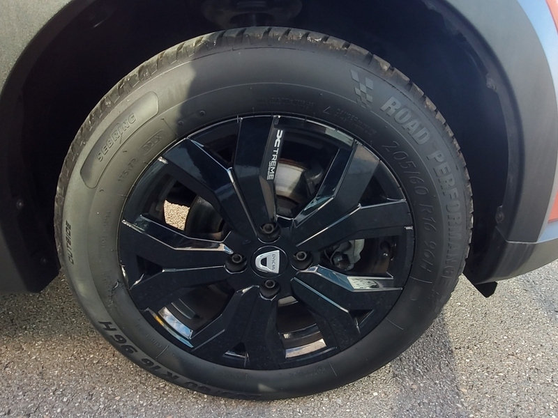 Fahrzeugabbildung Jogger Extreme+ TCe 110 7-Sitzer Bild 6 von 12