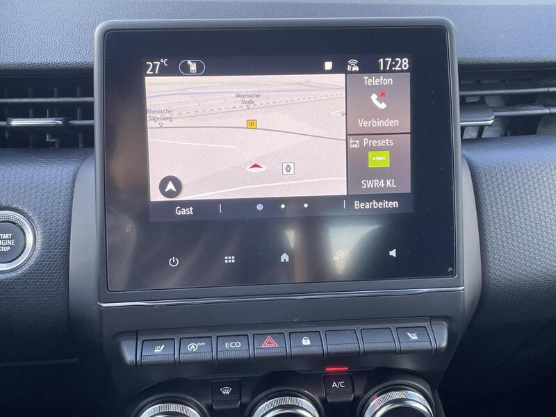 Fahrzeugabbildung Clio INTENS TCe 90 Bild 19 von 23