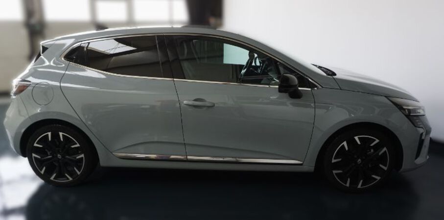 RENAULT Clio 2023 — imagine 29