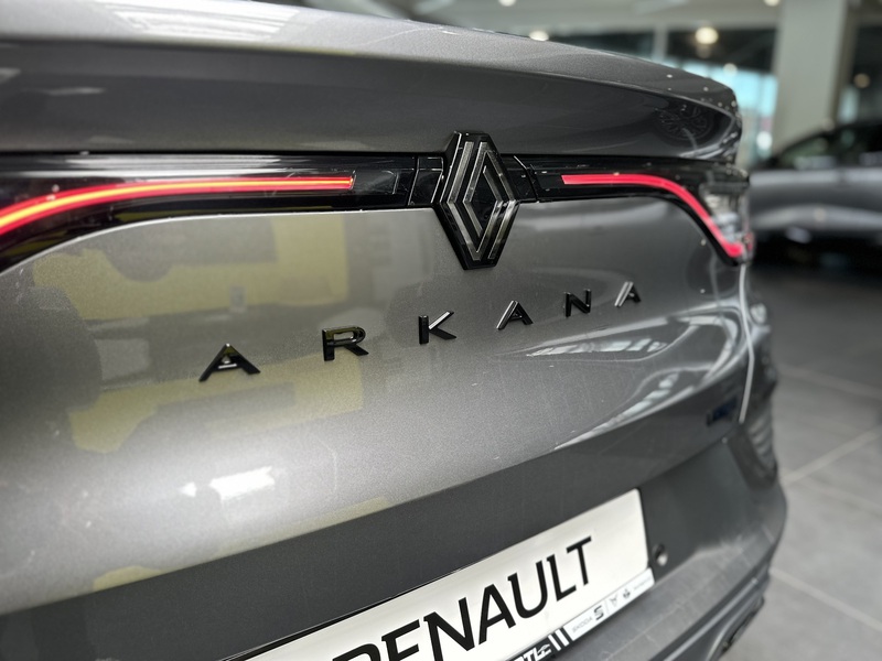 Fahrzeugabbildung Arkana Esprit Alpine Full Hybrid 145 PS Bild 23 von 50