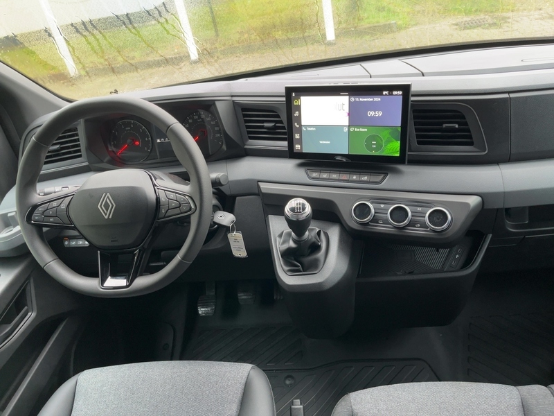 Fahrzeugabbildung Master Kasten extra L3H2 3,5t dCi 150 Bild 7 von 12