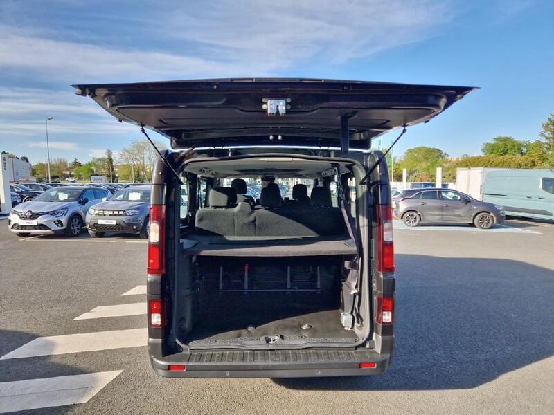 Renault Trafic Combi