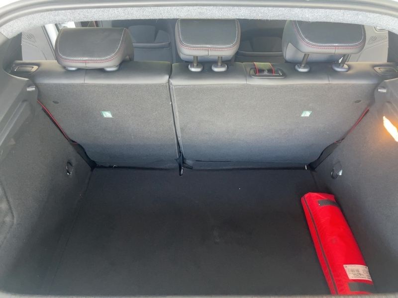 Fahrzeugabbildung Clio V 1.3 TCe 140 R.S. Line GPF Bild 5 von 15