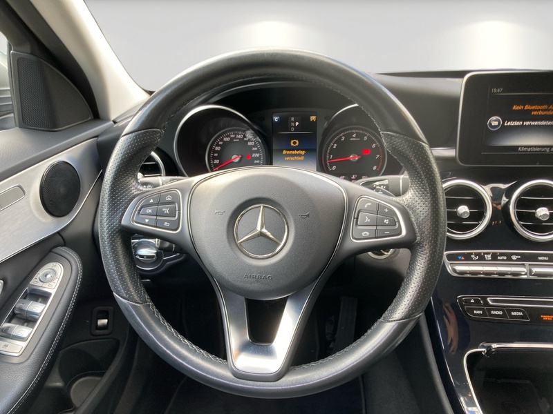 Fahrzeugabbildung C 250 Navi KlimaAT LED Bild 12 von 16
