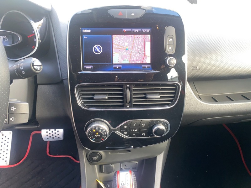 Fahrzeugabbildung Clio Sport TCe 200 Bild 12 von 15