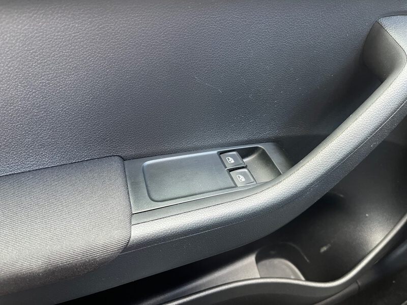 Fahrzeugabbildung Fabia 1.0 TSi Ambition Bild 14 von 14