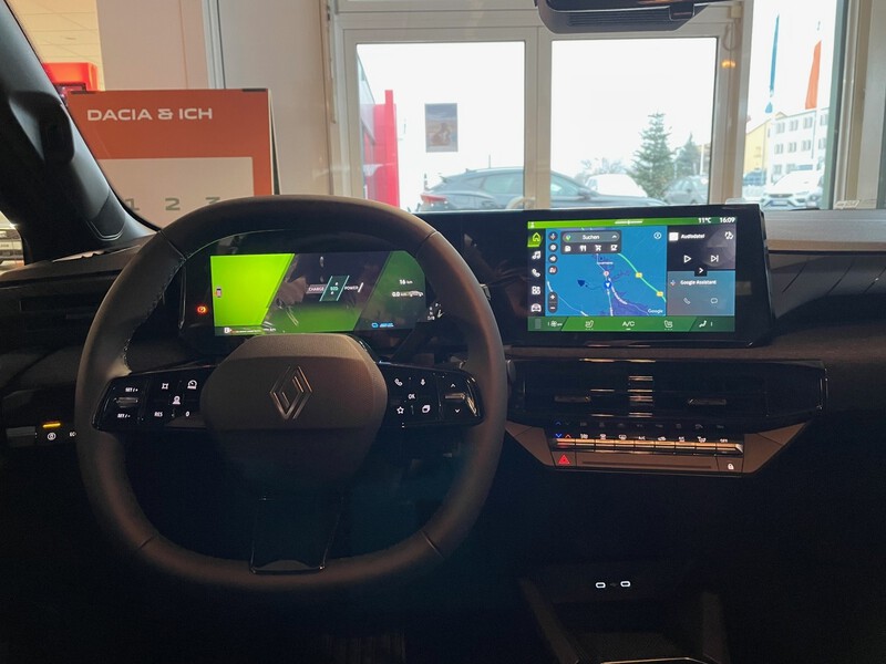 Fahrzeugabbildung Clio Evolution Full Hybrid E-Tech 160 Bild 10 von 10
