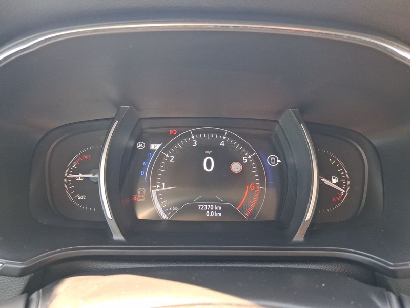 Fahrzeugabbildung Megane *KLIMAAUTOMATIK*NAVI* Bild 5 von 15