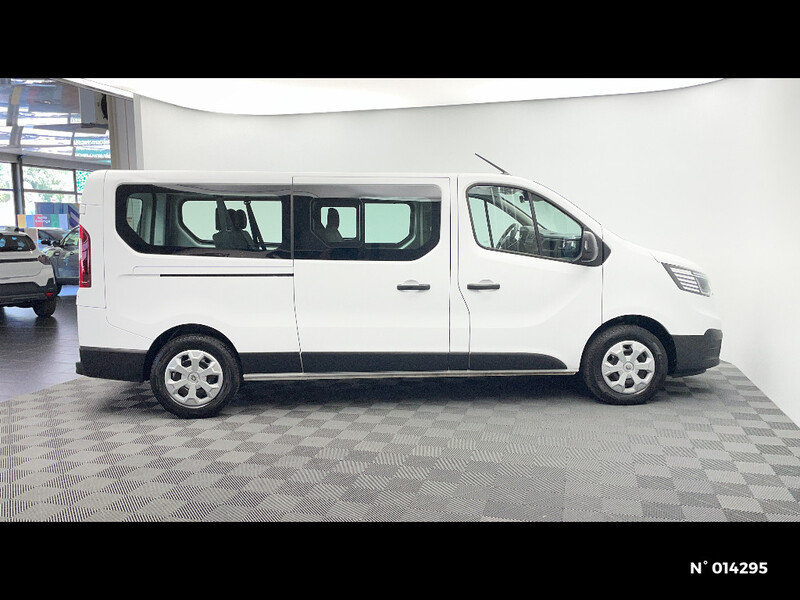 Renault Trafic Combi
