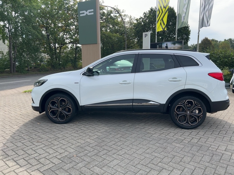 Fahrzeugabbildung Kadjar  1.3 TCe 160 Black Edition GPF Bild 2 von 15