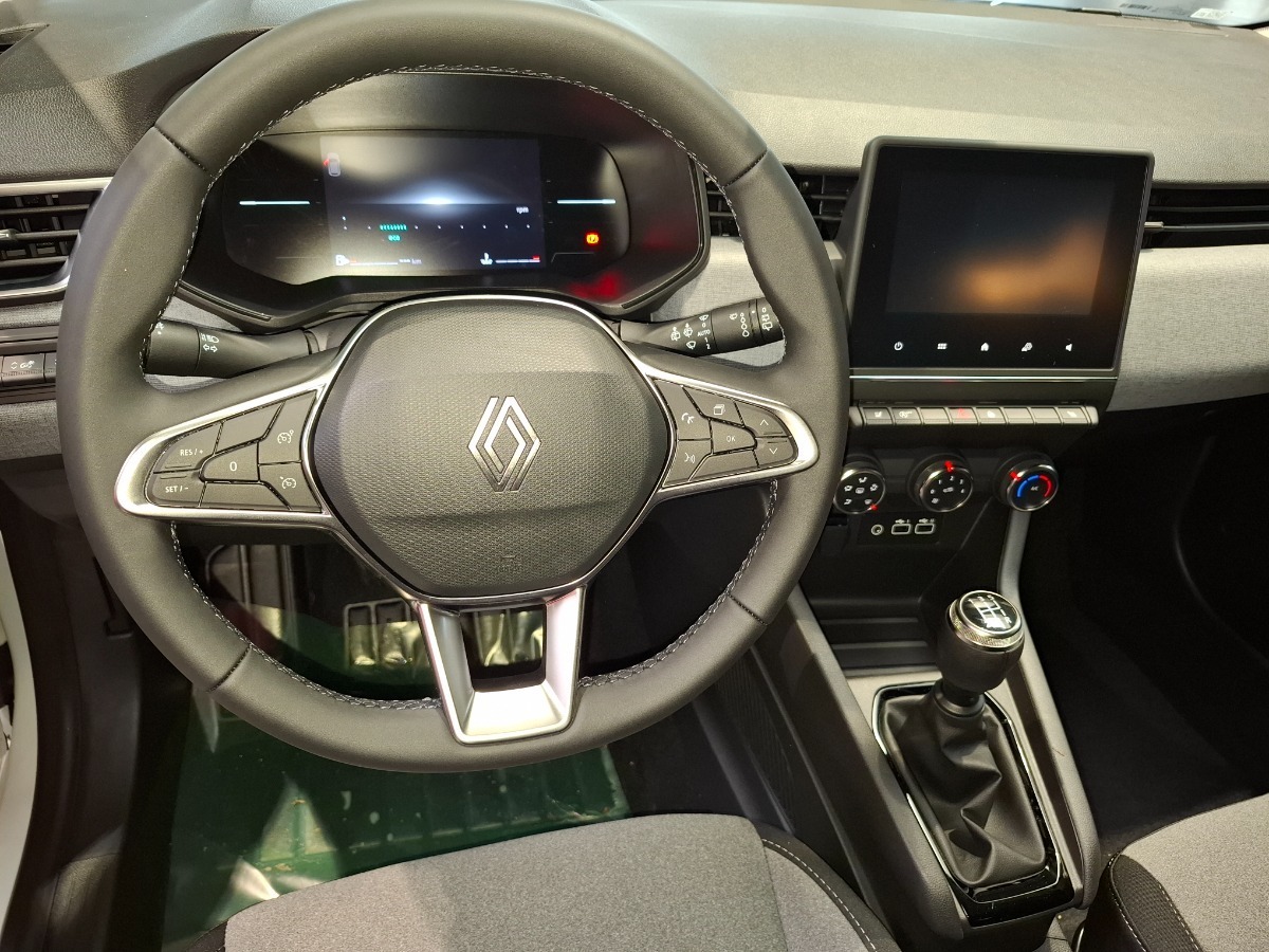 Renault Clio – Bild 8