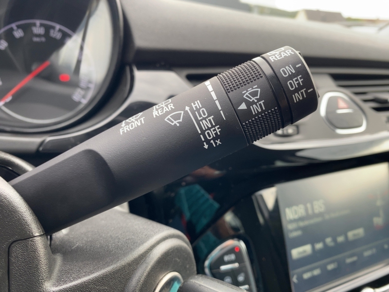 Fahrzeugabbildung Corsa 1.4 ON ecoFlex 90PS Bild 18 von 21