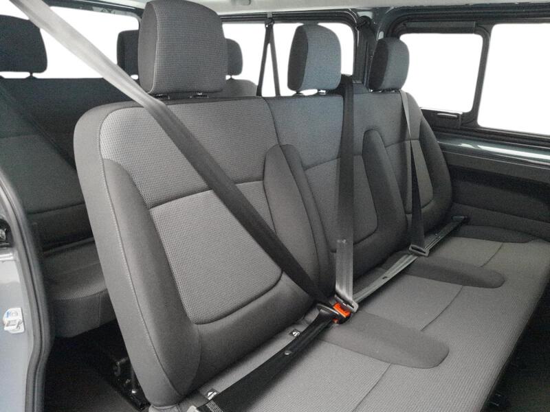 Renault Trafic Combi