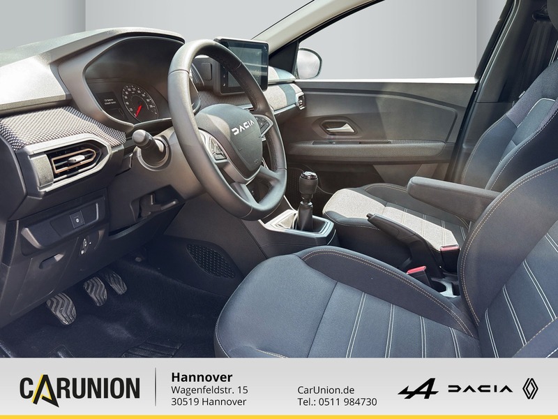 Fahrzeugabbildung Sandero Stepway Expression TCe 90 Bild 7 von 12