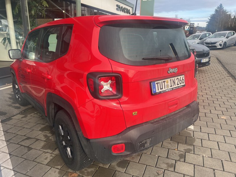 Fahrzeugabbildung Renegade 1.5 MultiAir Mild Hybrid Longitude Bild 10 von 17