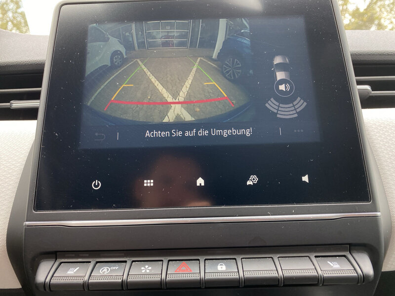 Fahrzeugabbildung Clio Scheckheft Navi Sitzheizung  Bild 17 von 20