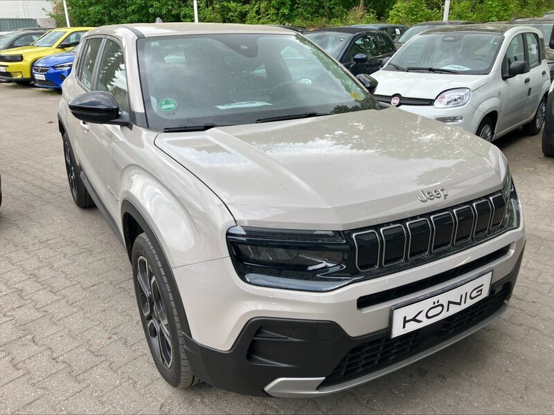 Fahrzeugabbildung Avenger KLIMA*CARPLAY*SHZ*CAM*ACC Bild 1 von 16