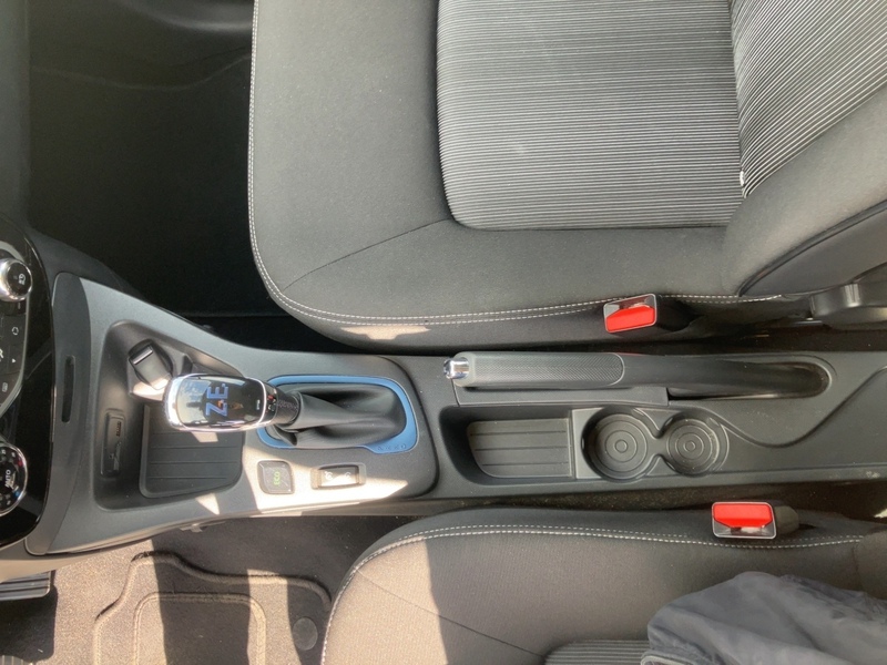 Fahrzeugabbildung Zoe Entry Z.E. 40 Bild 17 von 20